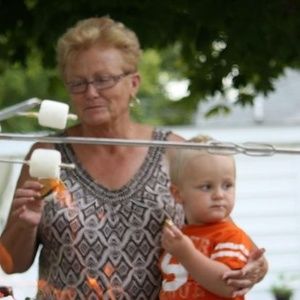 Meet your Posher, Debbie